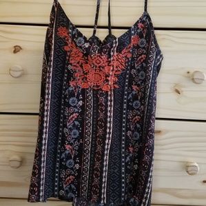 Hollister Tribal Tank